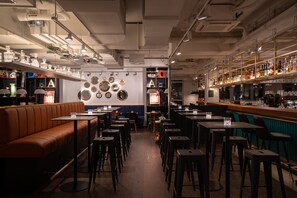 Bar (en la propiedad)
