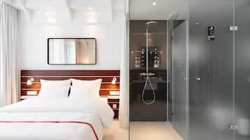 Room (Lovely)