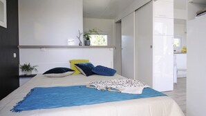 3 habitaciones, tabla de planchar con plancha y wifi