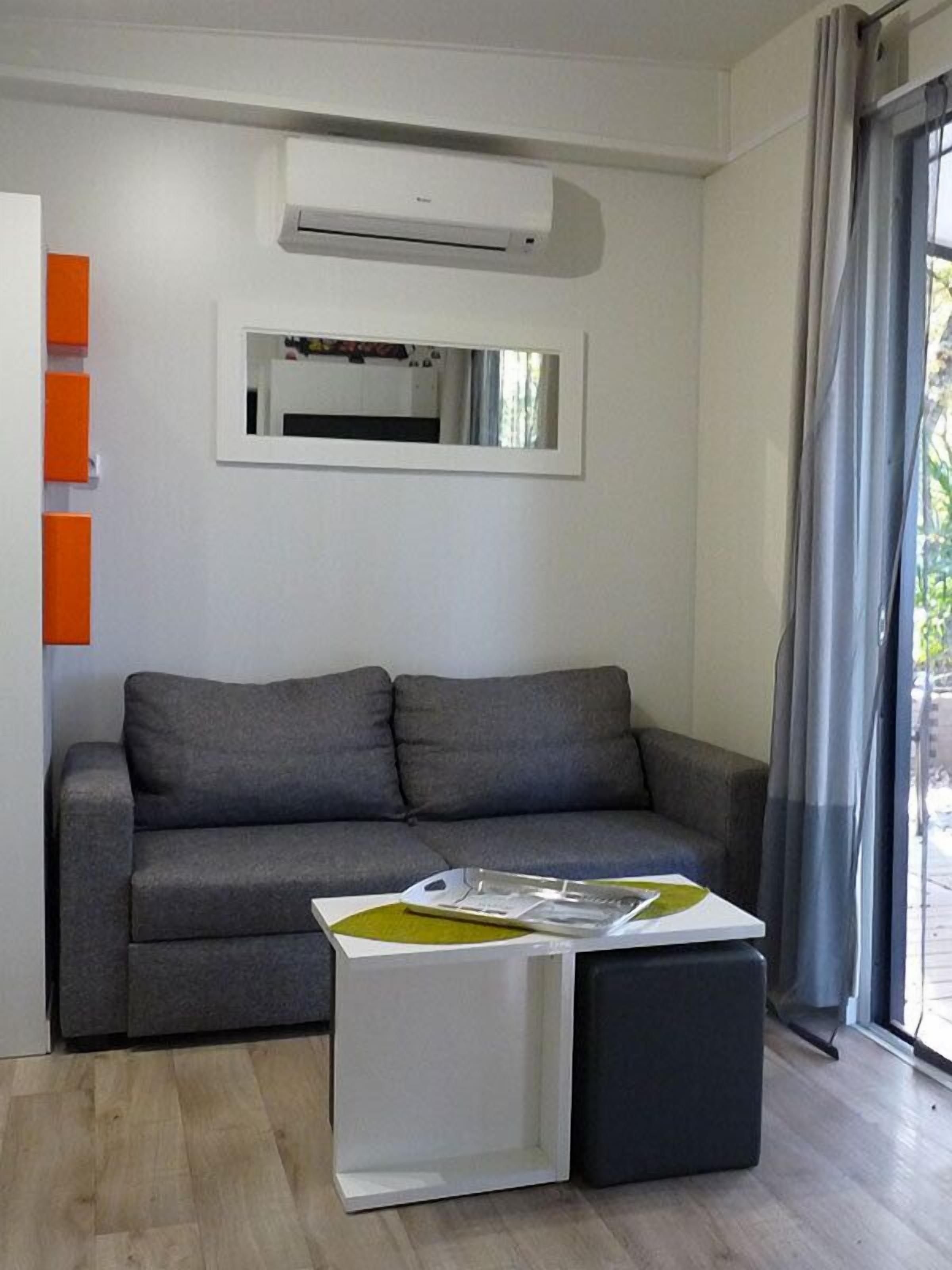 Mobil Karavan Mewah, 2 kamar tidur (Taos) | Ruang keluarga