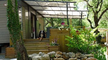 Luxury Mobile Home, 3 Bedrooms (Taos) | Terrace/patio