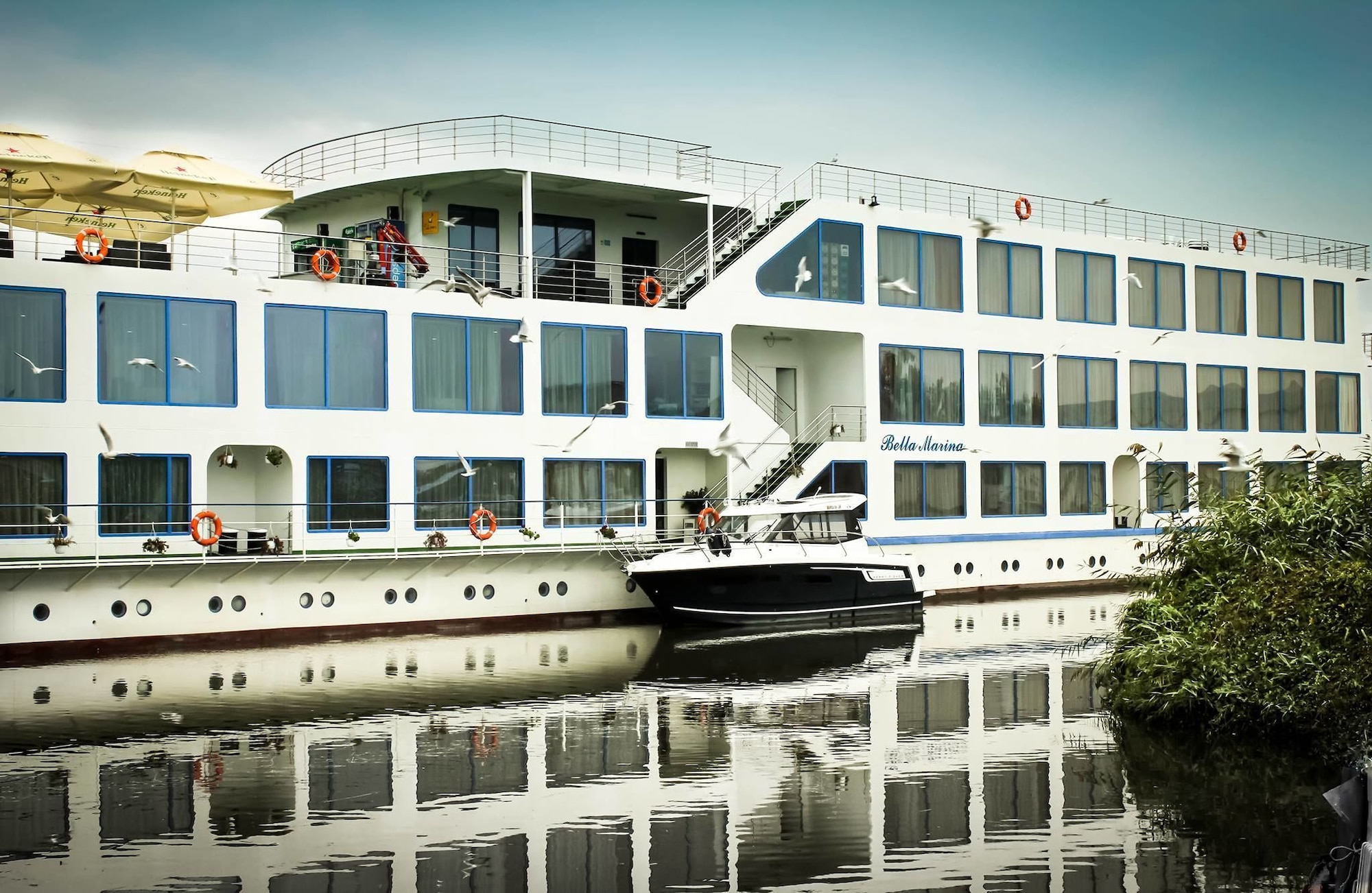 4 Star Hotels