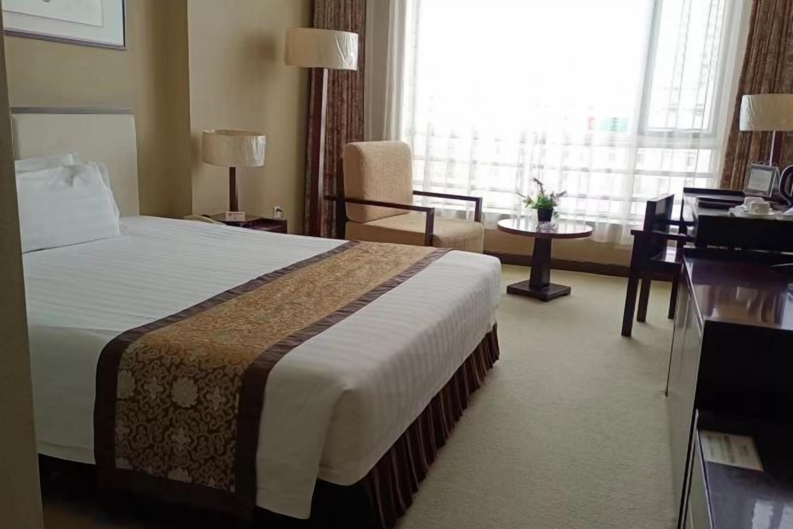 Minibar, in-room safe, desk, blackout drapes