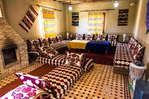 Fireplace - Dar Mari (Taouz)