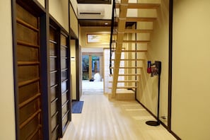 Private Vacation Home | 3 bedrooms, free WiFi