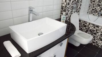 Appartamento Luxury, 1 camera da letto | Bagno | Asciugacapelli, pantofole, asciugamani