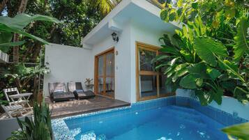 1 bedroom, in-room safe, free WiFi, bed sheets