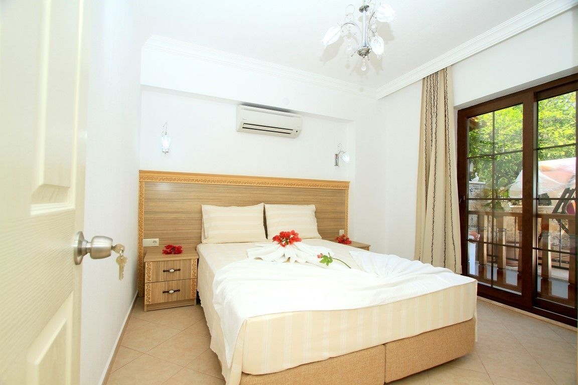 Apartment, 1 Bedroom | In-room safe, desk, soundproofing, iron/ironing board