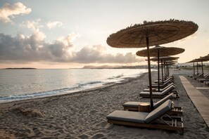 Beach nearby, beach massages, beach yoga