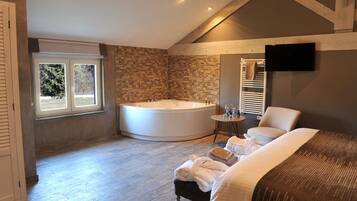 Superior tweepersoonskamer, en-suite badkamer | Badkamer