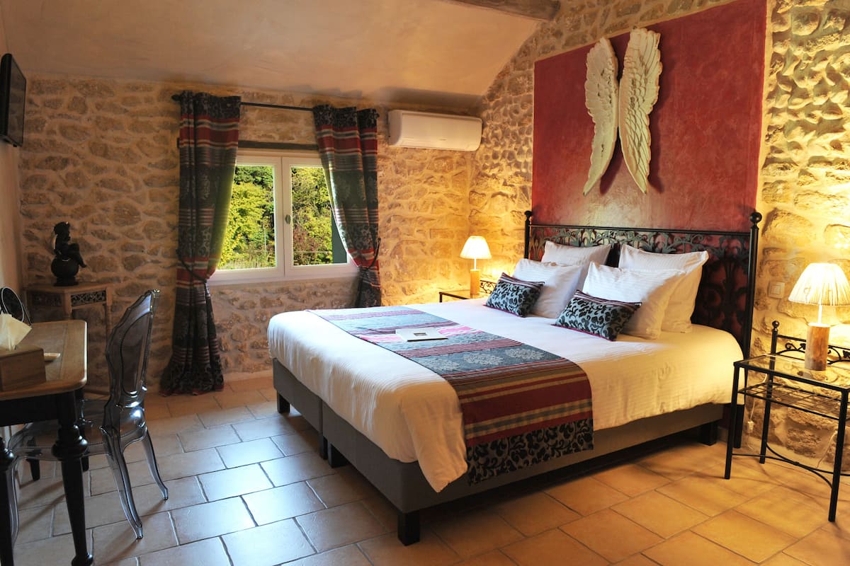 Double Room, Private Bathroom, Garden View