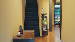 Private Vacation Home | Free WiFi - Kyoyato Hiyori (Kyoto)