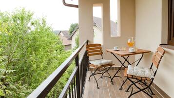 Apartment | Terrace/patio