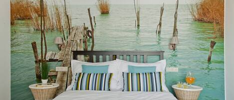 Sengetøy av topp kvalitet, blendingsgardiner og reiseseng for barn