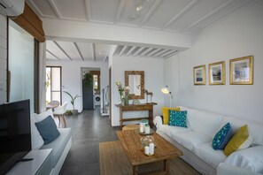 Villa | Coin séjour | Télévision à écran plat