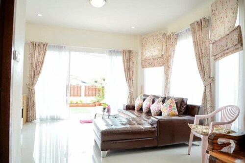 Baanmeerak at Ranong