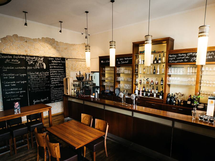 Bar (en la propiedad)