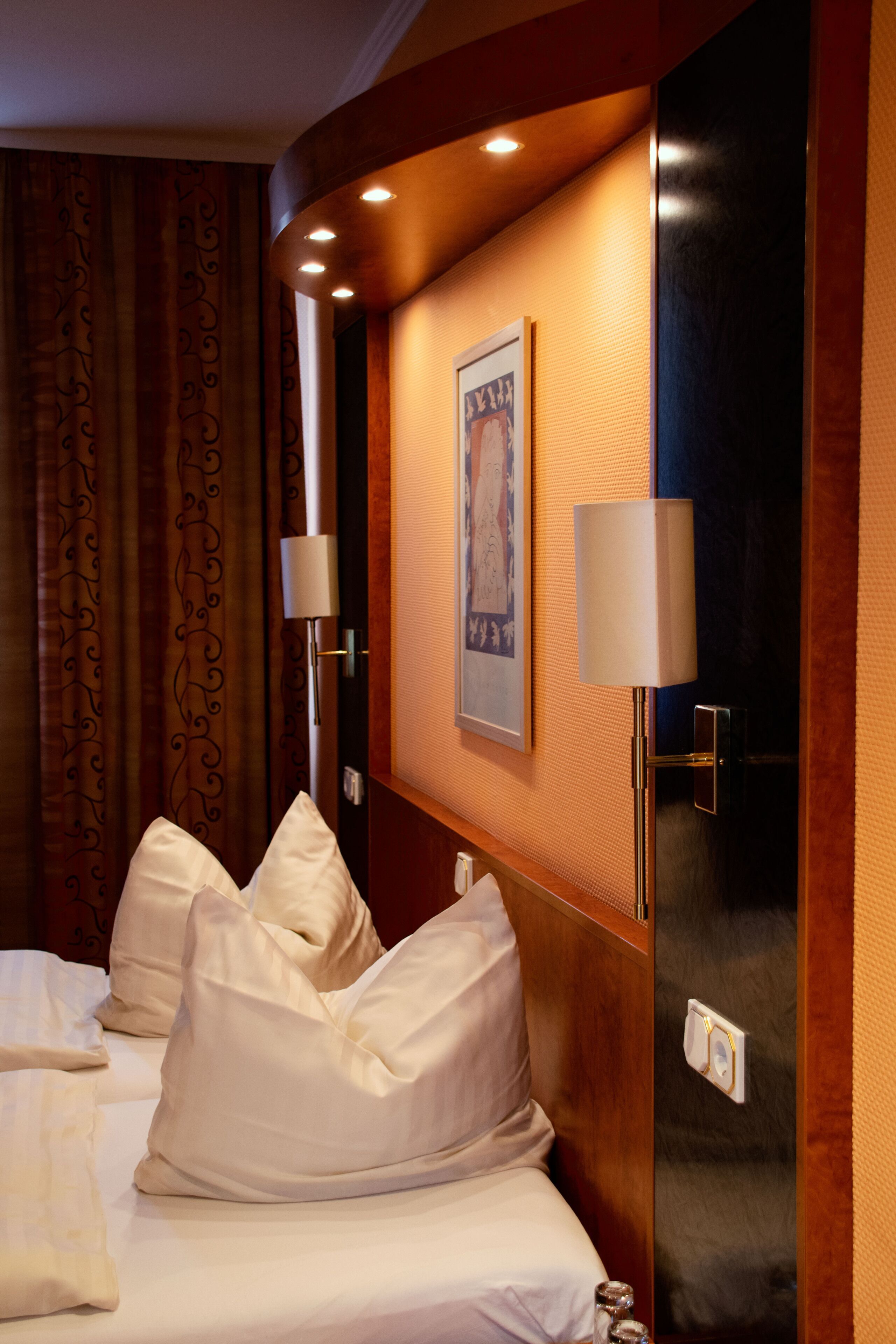Desk, blackout drapes, rollaway beds, free WiFi