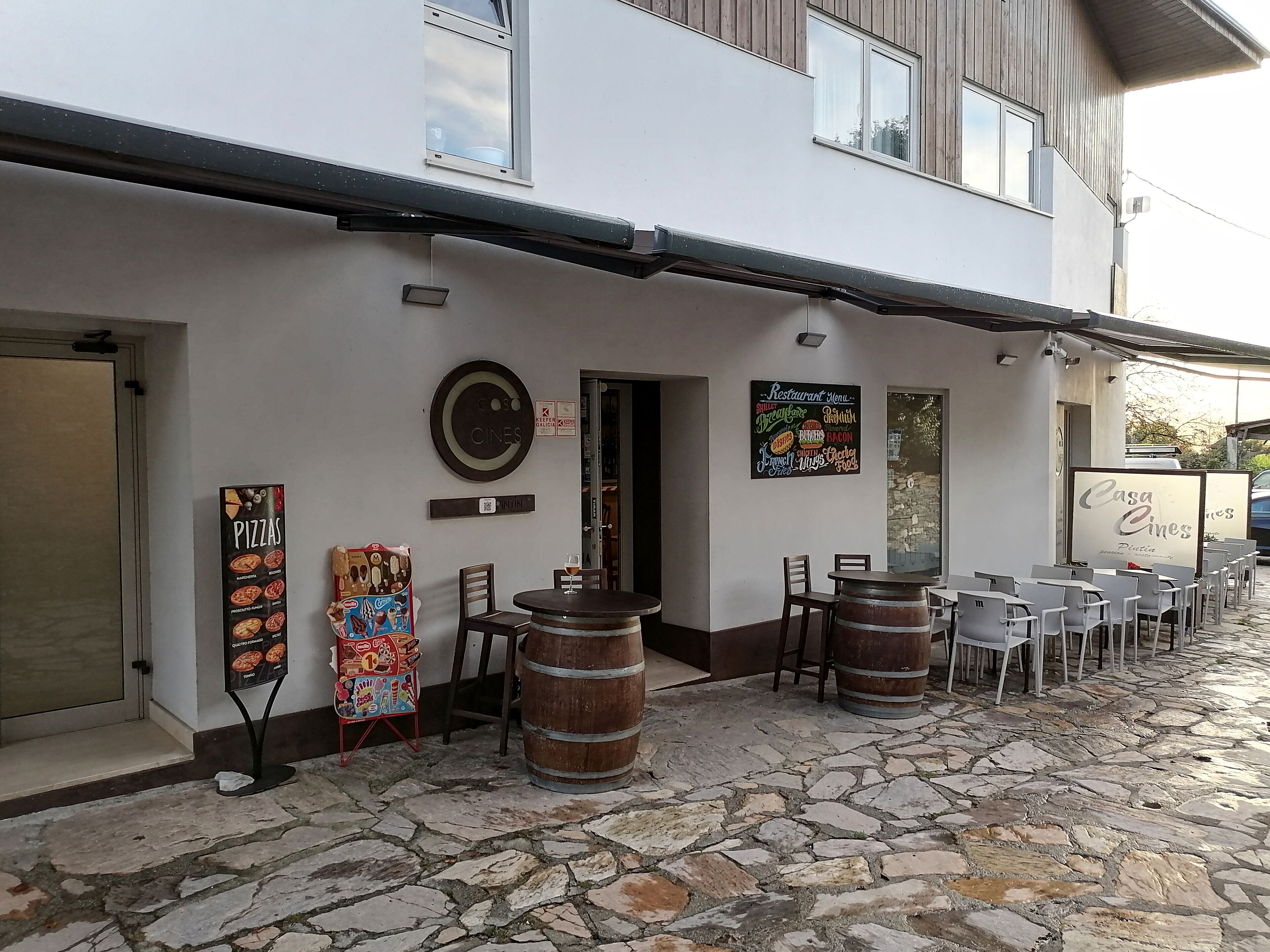 Foto - Pensión Casa Cines Restaurante