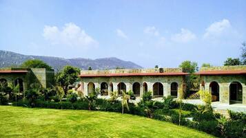 Façade de lâhĂ©bergement