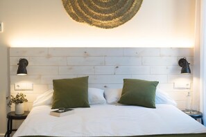 Cortinas blackout, tabla de planchar con plancha y wifi gratis