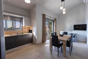 Villa Familiale, 3 chambres, non-fumeur, vue baie | Cuisine privée