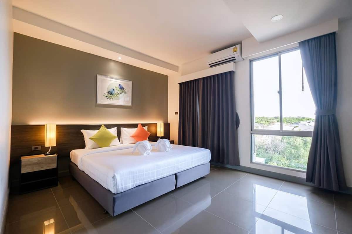standard double room | view from room