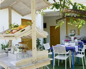 Petit déjeuner buffet compris tous les jours