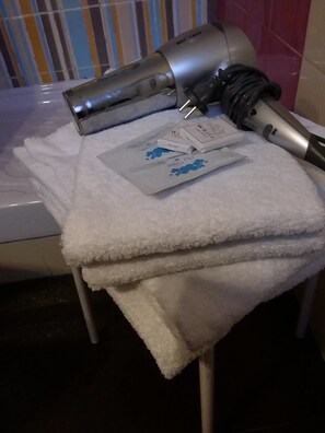 Chambre Double | Équipements de salle de bain