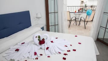Soundproofing, free cribs/infant beds, free WiFi, wheelchair access