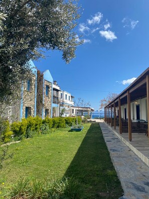 Front of property - Kemancı Suites & Restaurant & Beach (Bodrum)