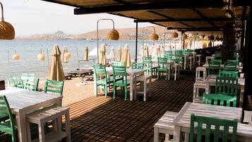 Aamiainen, lounas ja illallinen; turkkilainen keittiö