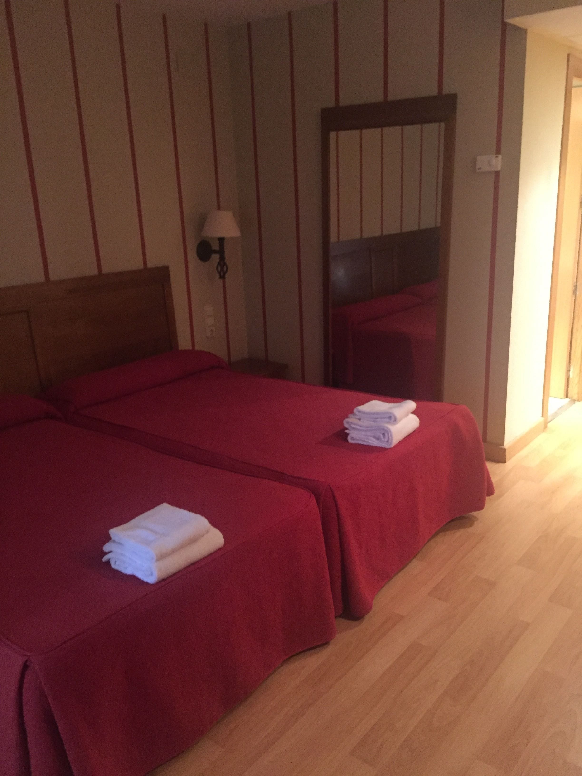 double or twin room, balcony | desk, iron/ironing board, free cots/infant beds, rollaway beds