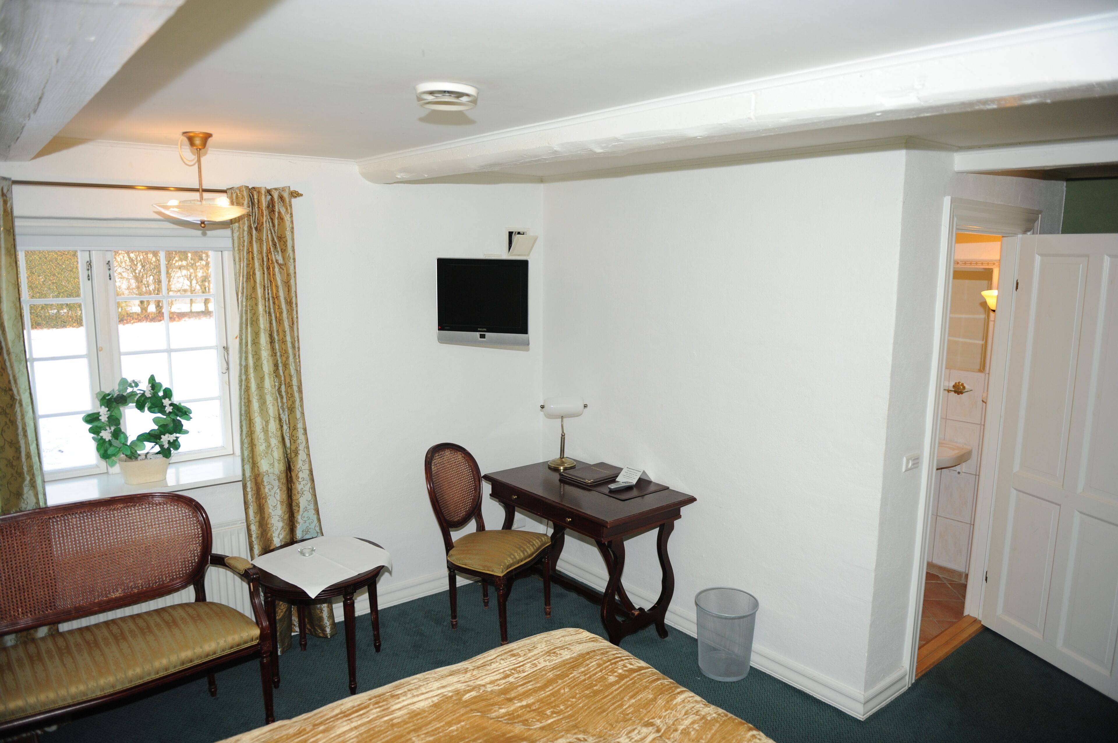 double room | minibar, desk, blackout curtains, iron/ironing board