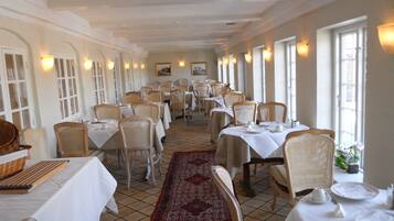 Gratis morgenmadsbuffet hver dag