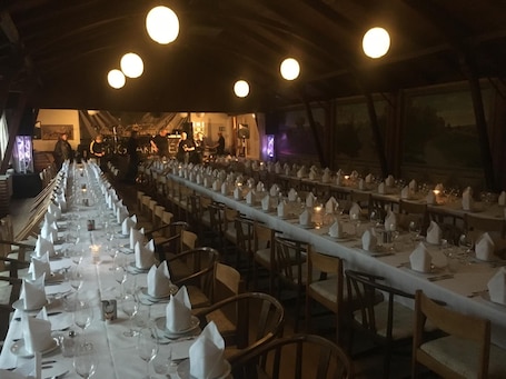 Restaurant. Kongeåkroen