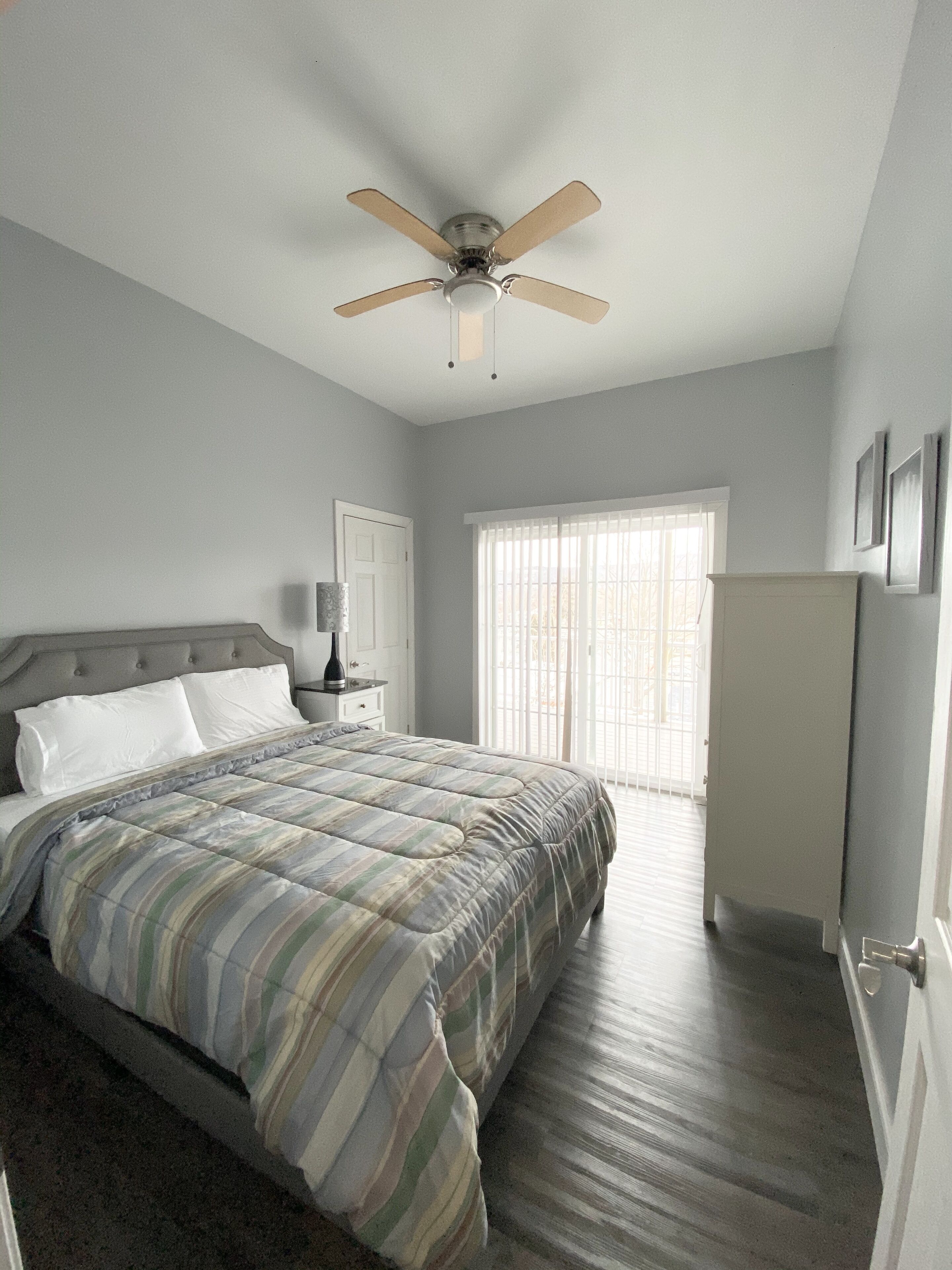 140 S Monroe St., Watkins Glen