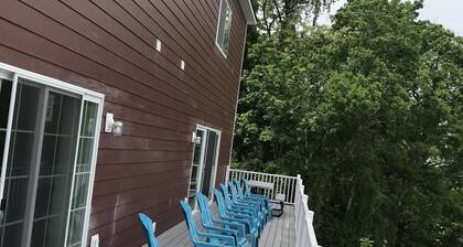 140 S. Monroe St., Watkins Glen