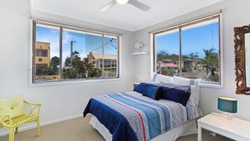 House, 5 Bedrooms | 5 bedrooms, iron/ironing board, bed sheets