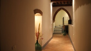 Exclusive Room, Garden View | Room amenity - La Corte Segreta (Montepulciano)