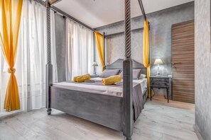 Desk, iron/ironing board, free cribs/infant beds, free WiFi - Eos Aurora Suite (Corfu)