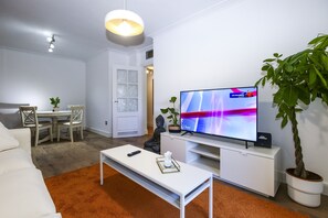 Una televisión