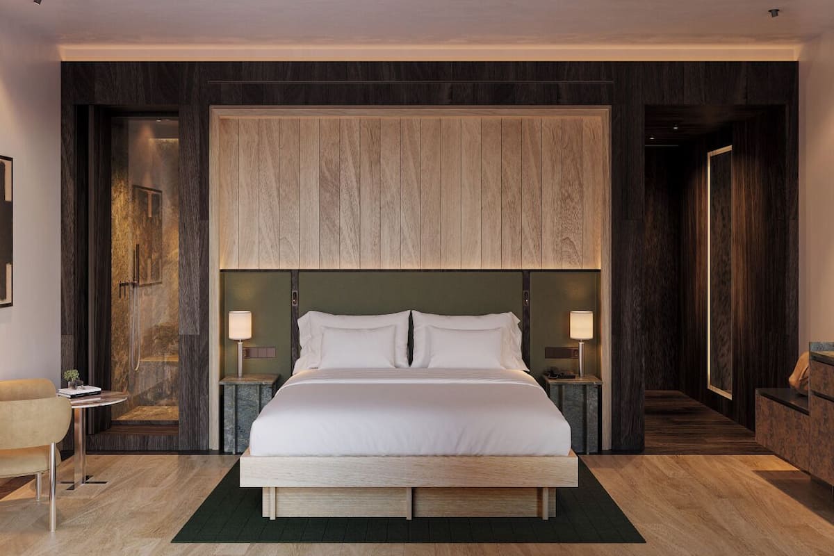 Junior Suite | 1 soveværelse, allergivenligt sengetøj, minibar, pengeskab på værelset