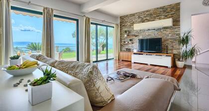 Villa Del Mare - with nine bedrooms, pool, jacuzzi, sauna, playground by MyWaycation