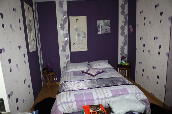 1 habitación, tabla de planchar con plancha, wifi gratis y ropa de cama