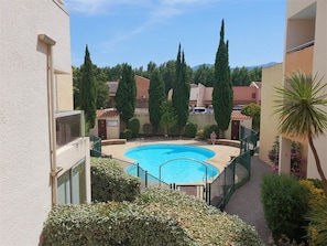 Pool - Charming 1BR Apartment with Pool, Parking, and Balcony - 10min Walk to Beach (Argelès-sur-Mer)