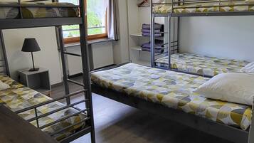 1 chambre, décoration personnalisée, ameublement personnalisé