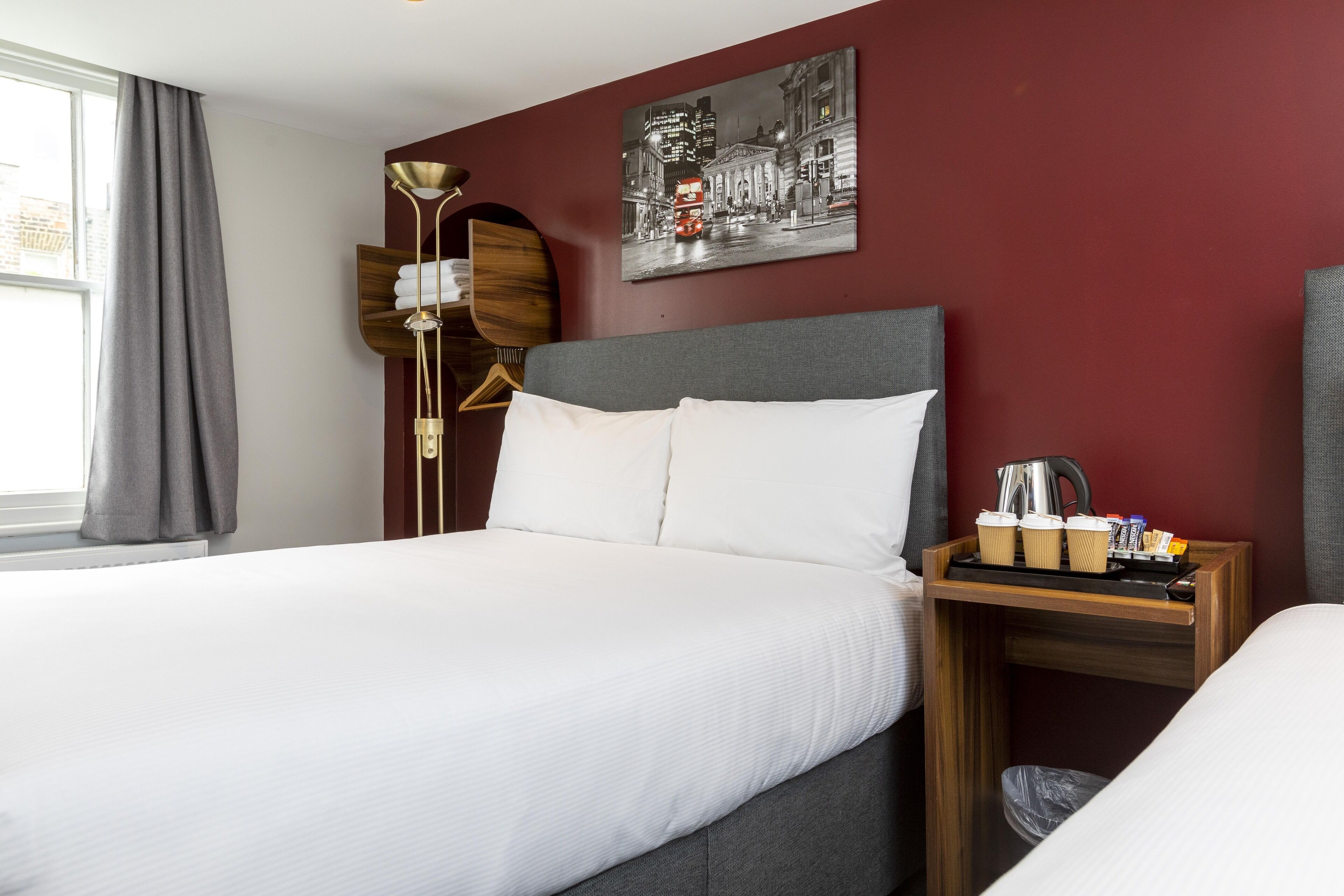 Photo - Royal Park Hotel