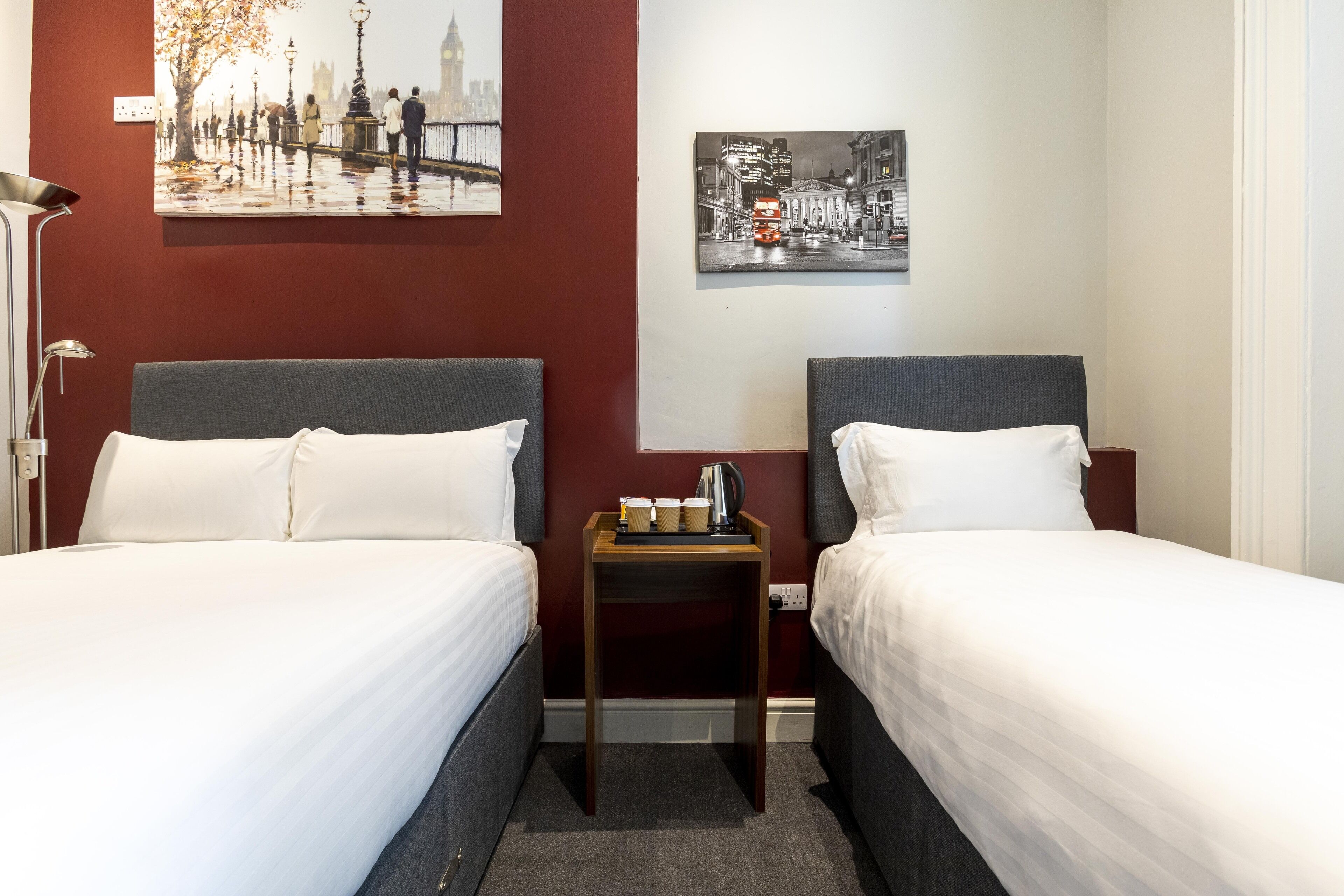 Photo - Royal Park Hotel