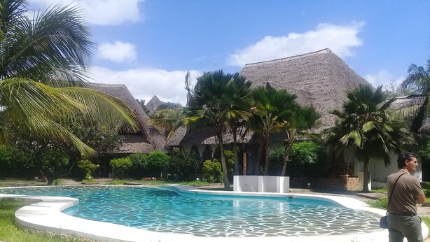 Utomhuspool